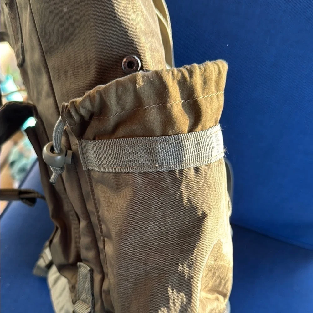 Tommy Bahama Green Backpack with Durable Construction